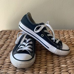 Converse Low Profile